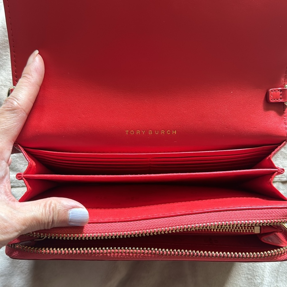 Tory Burch Red Crossbody bag - Picture 6 of 11
